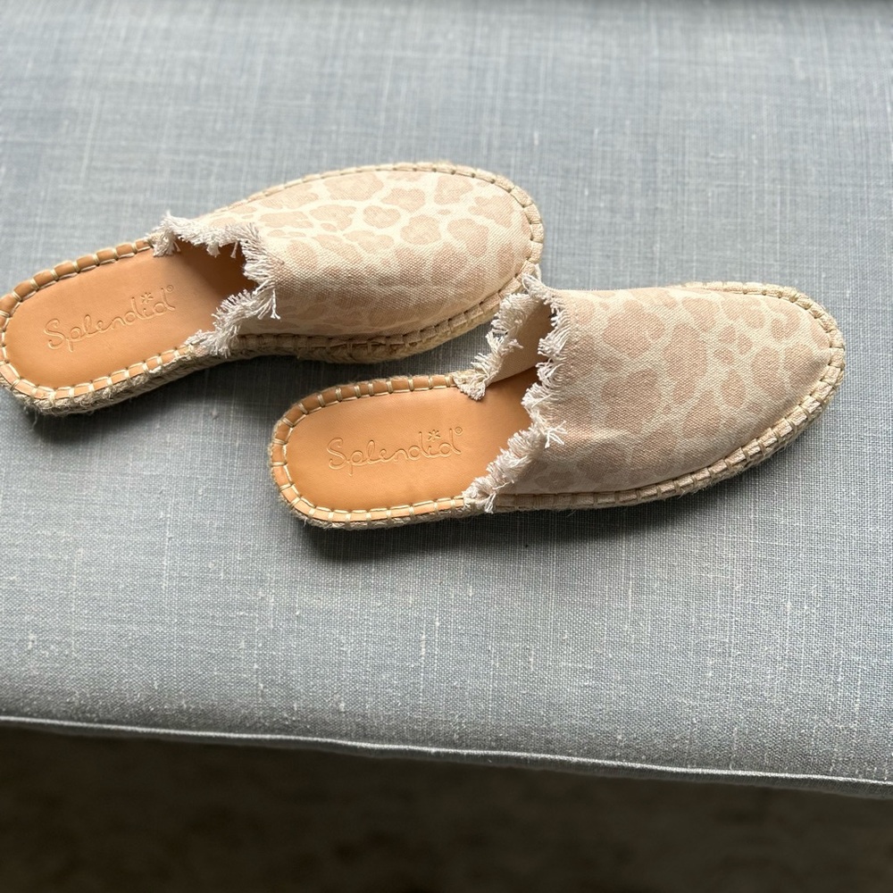 New Without Box! Splendid Brand Frayed-Edged Mule